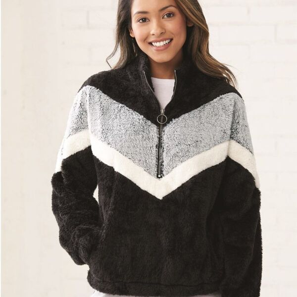 Women's Chevron Fuzzy Fleece Pullover Thumbnail